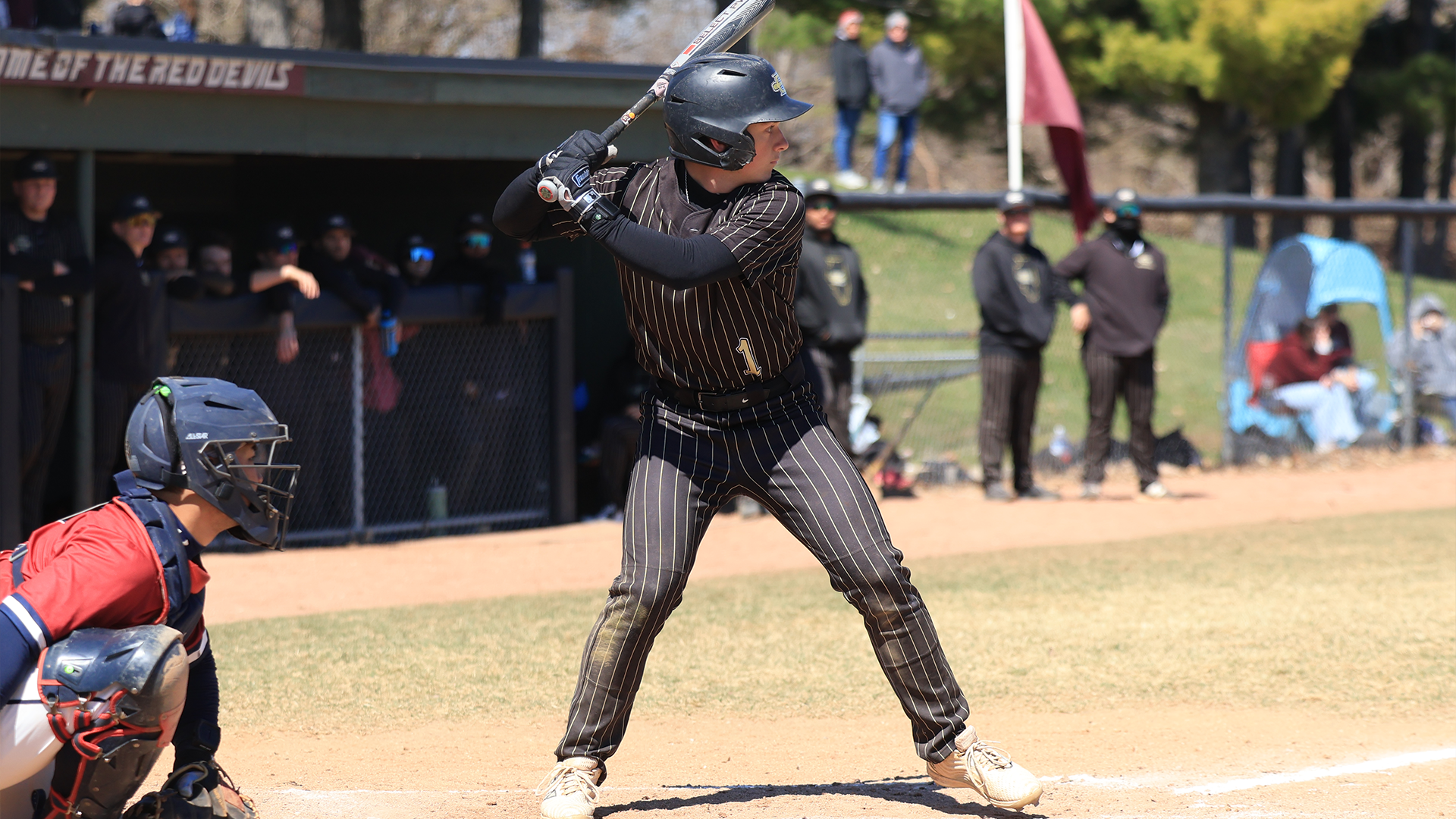 Red Devils Fall to Lyon in Series Finale