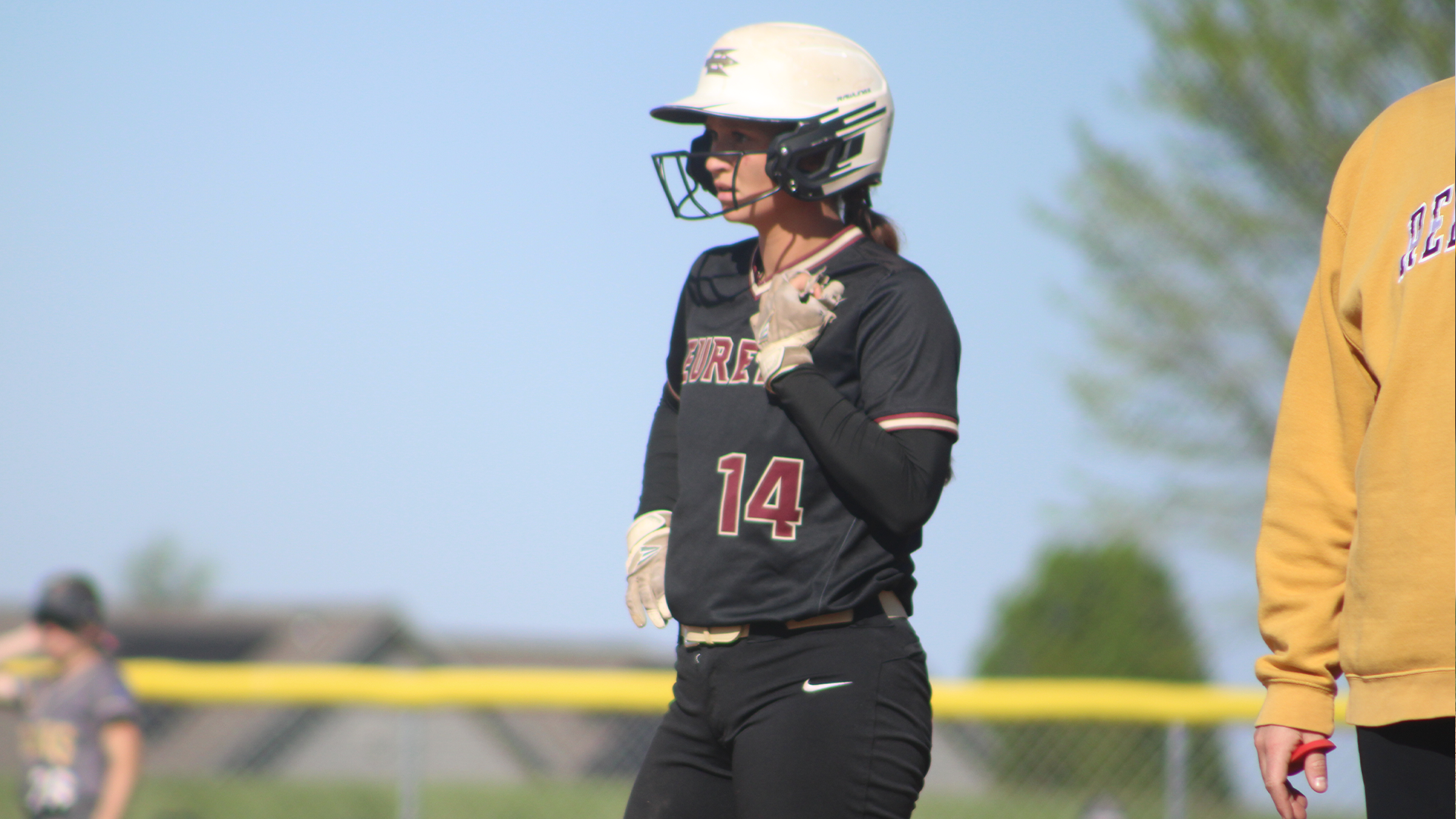 Eureka Drops Senior Day Doubleheader to Webster