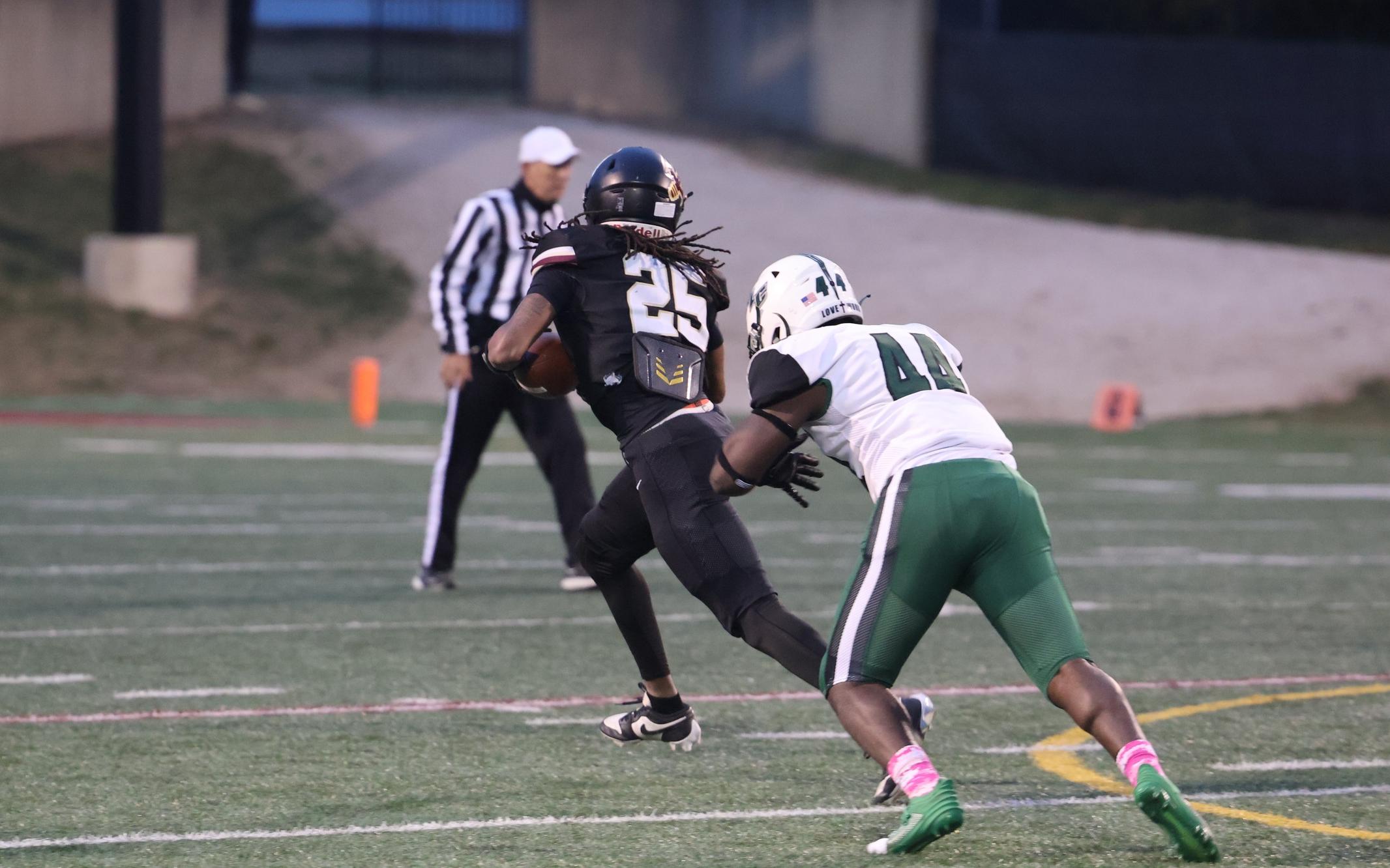 Early Deficit Too Much as Eureka Falls to Wisconsin Lutheran