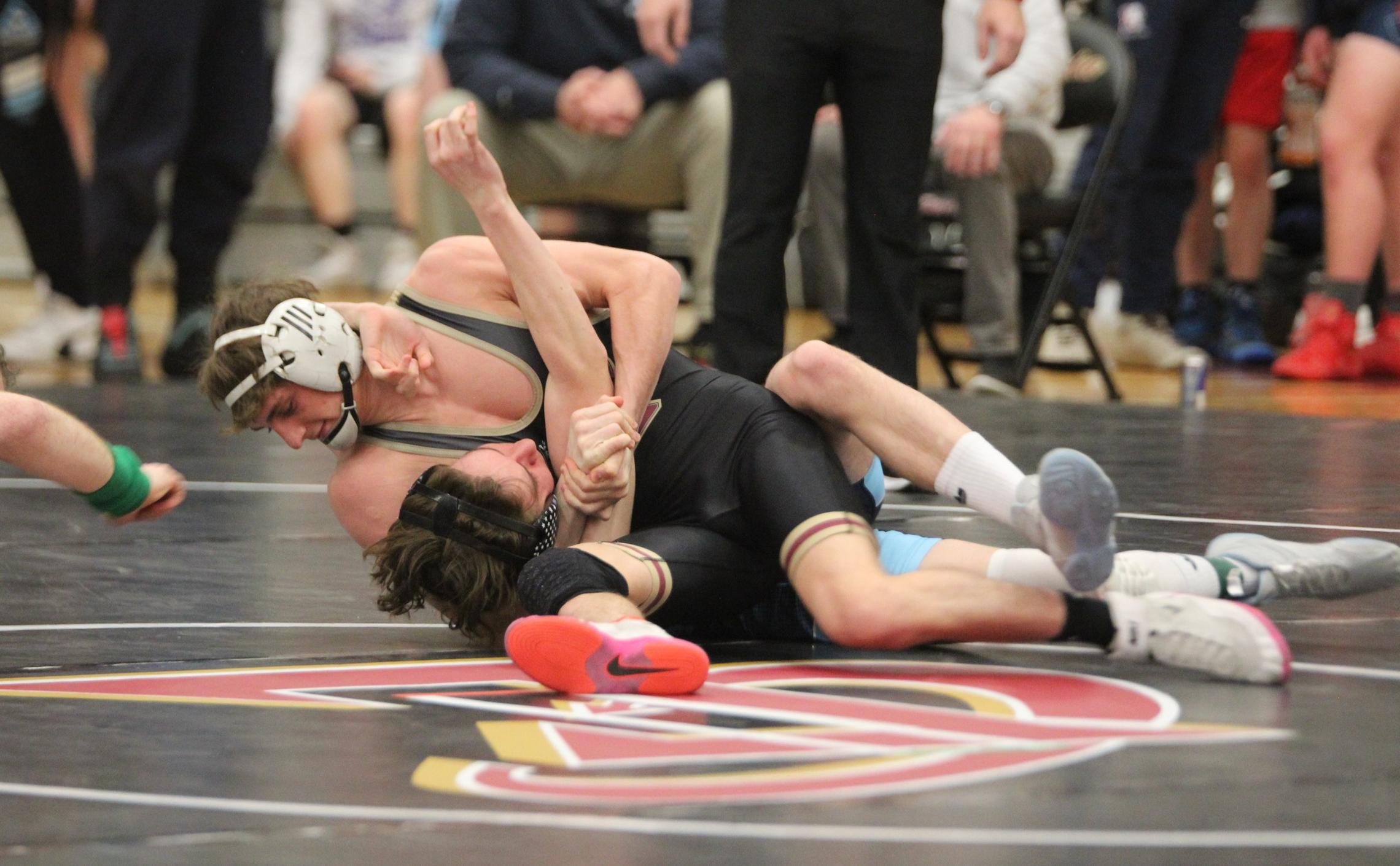 Eureka Defeats Blackburn 38-15 in Thursday Dual