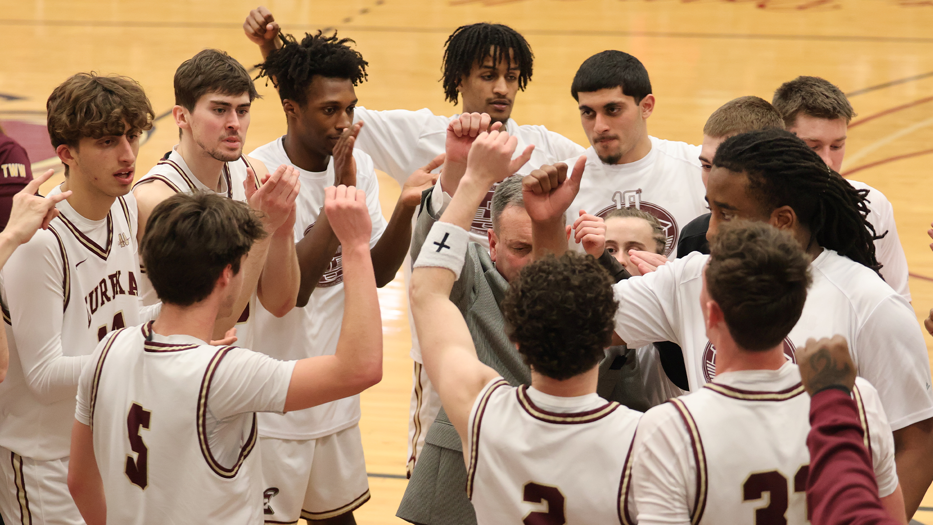 Men&rsquo;s Basketball Preview: Eureka Carries Win Streak into Road Test at Lyon