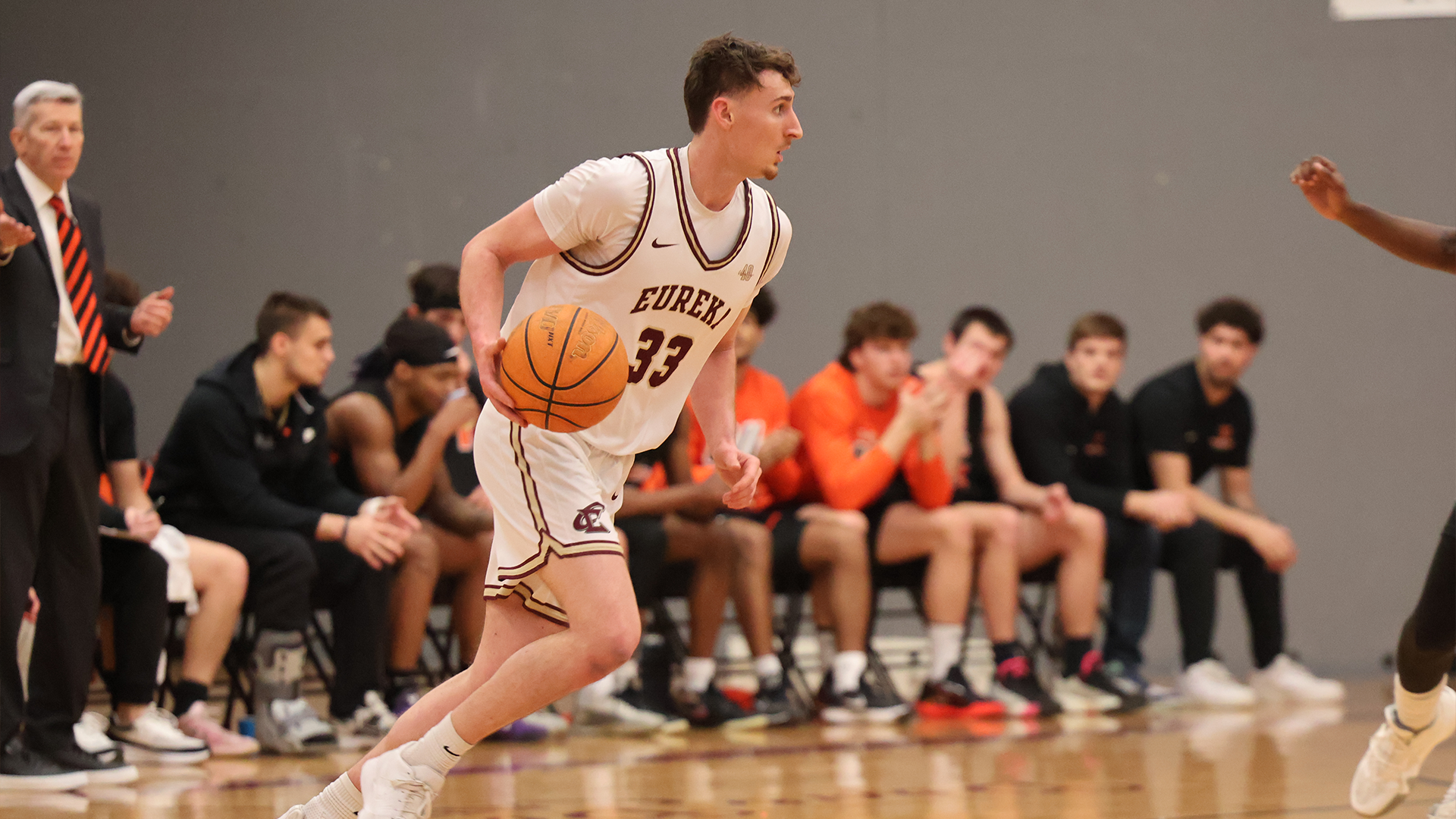 Late Free Throws Lift Red Devils Past Westminster