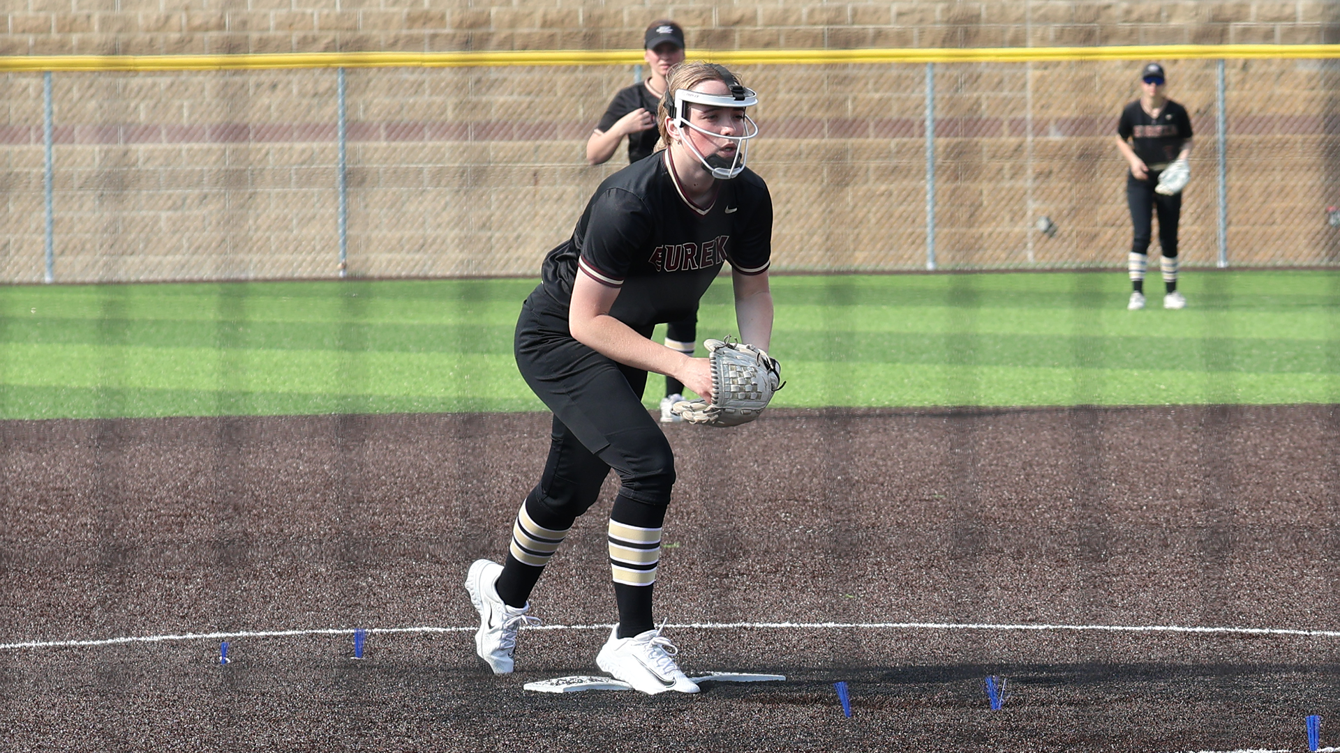 Robinson&rsquo;s Dominant Performance Not Enough in Doubleheader Loss