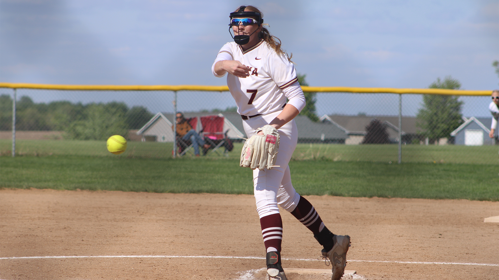 Red Devils Fall Twice to Blackburn in Home Finale