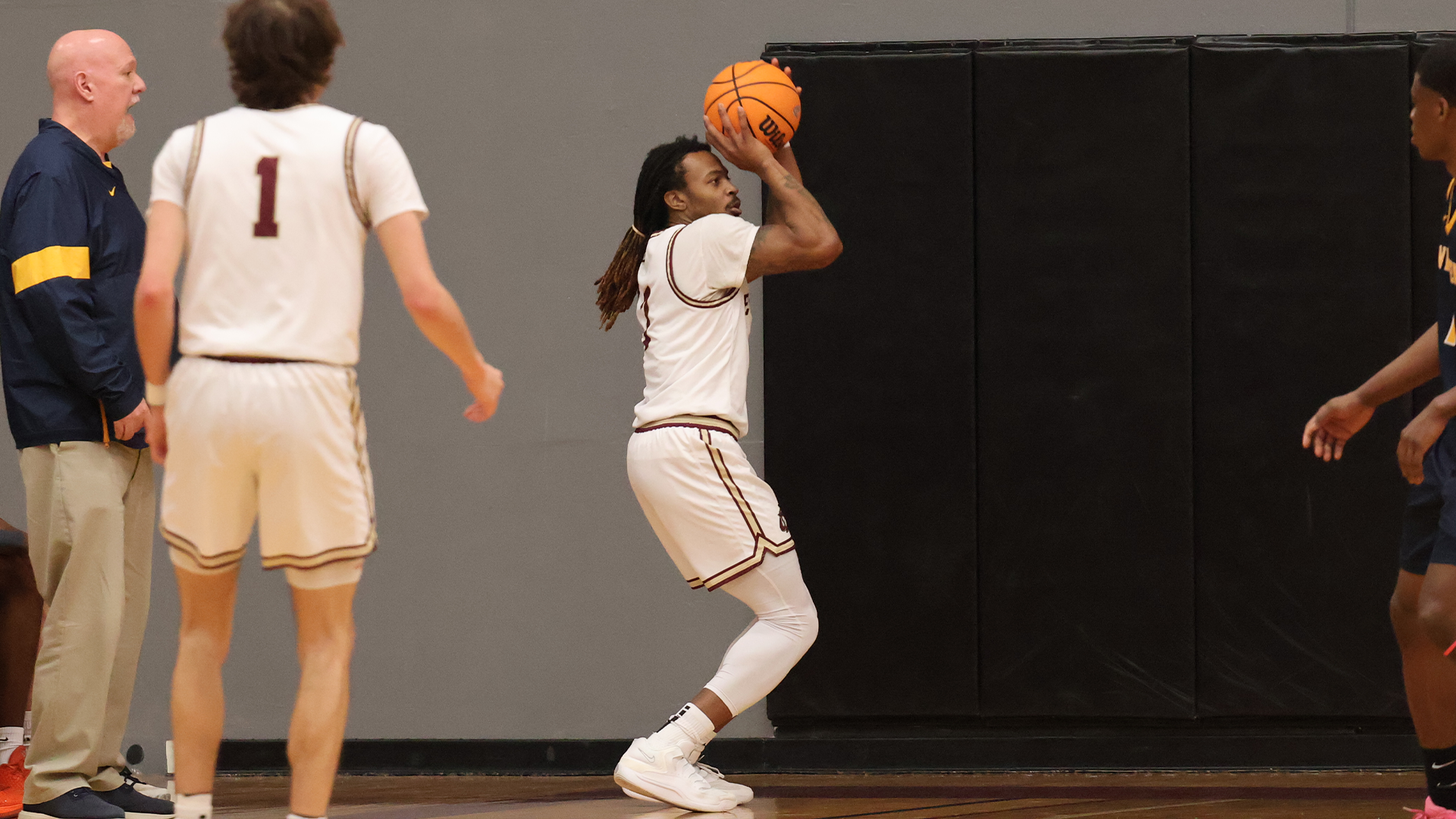 Eureka Pushes SLIAC-Leading Webster Before Late Surge