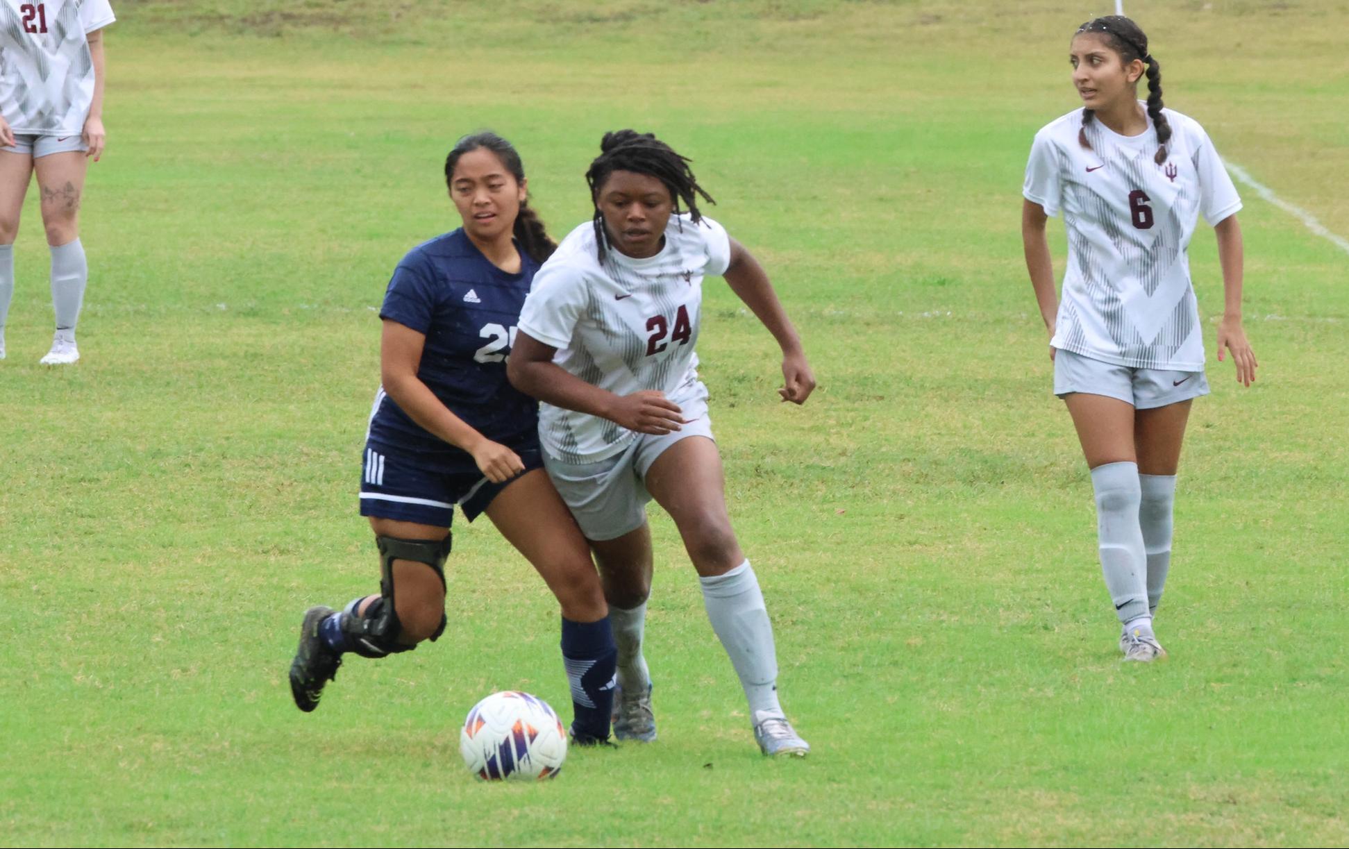 Eureka Ties MUW, Awaits Postseason Fate
